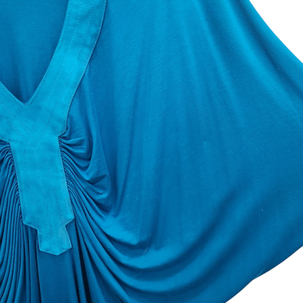 NWOT Sky Teal Monochromatic Top W/Suede V-neck Detail - Picture 3 of 5